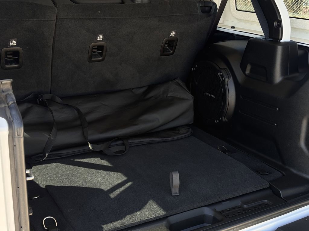Used 2022 Jeep Wrangler Unlimited Sport image 30