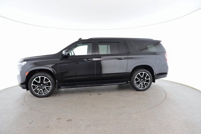 Used 2022 Chevrolet Suburban RST w/ Luxury Package image 5