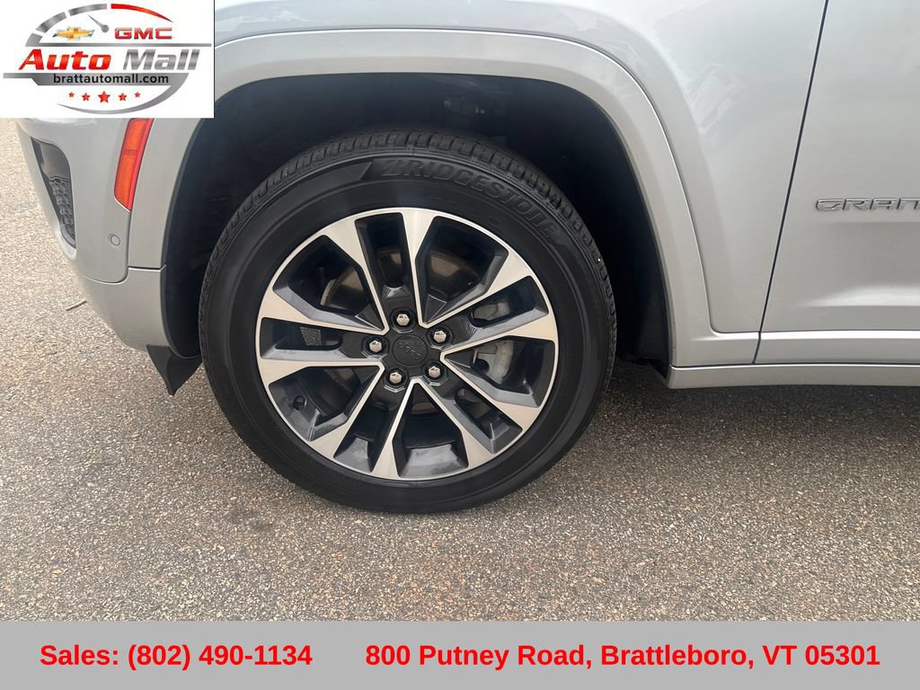 Used 2021 Jeep Grand Cherokee L Overland w/ Luxury Tech Group IV AWD/4WD image 28