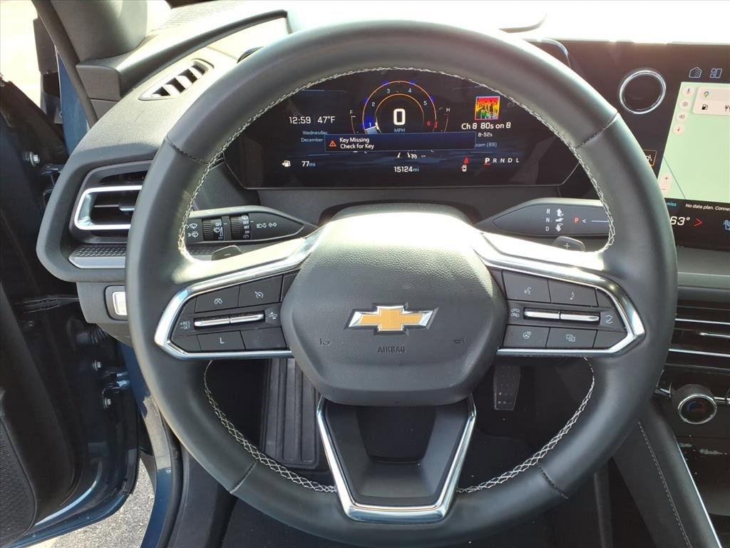 Used 2025 Chevrolet Traverse LT image 19