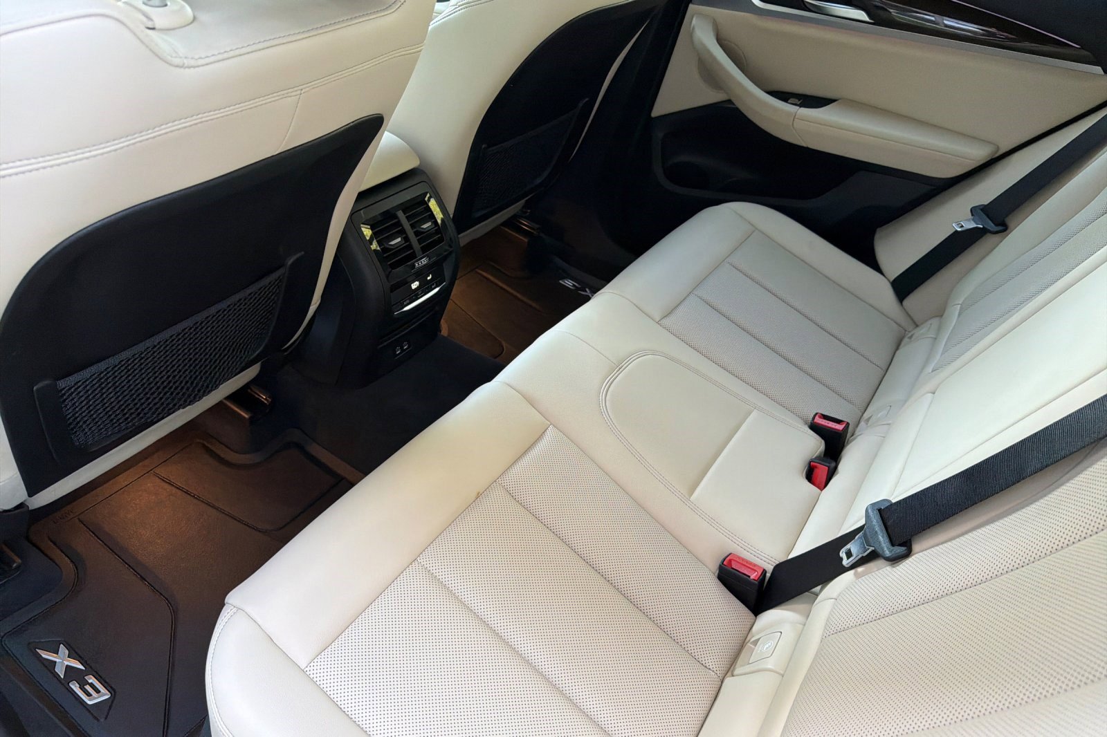 Certified 2023 BMW X3 sDrive30i w/ Convenience Package image 15