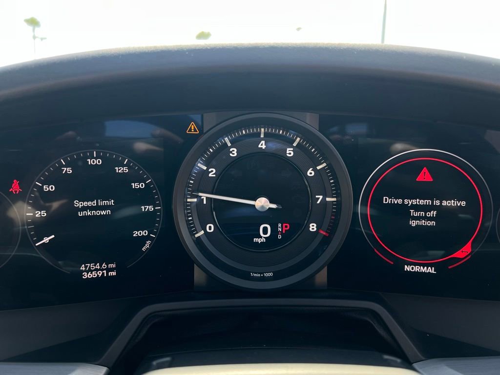 Used 2020 Porsche 911 Carrera RWD image 16