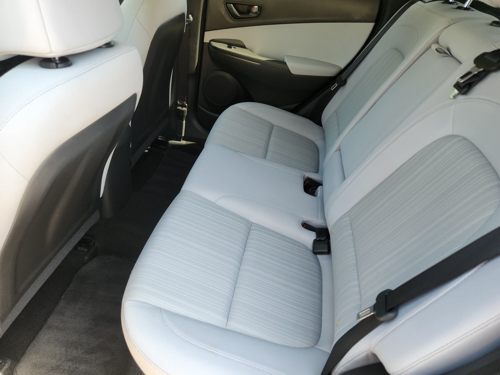 Used 2022 Hyundai Kona SEL FWD image 12