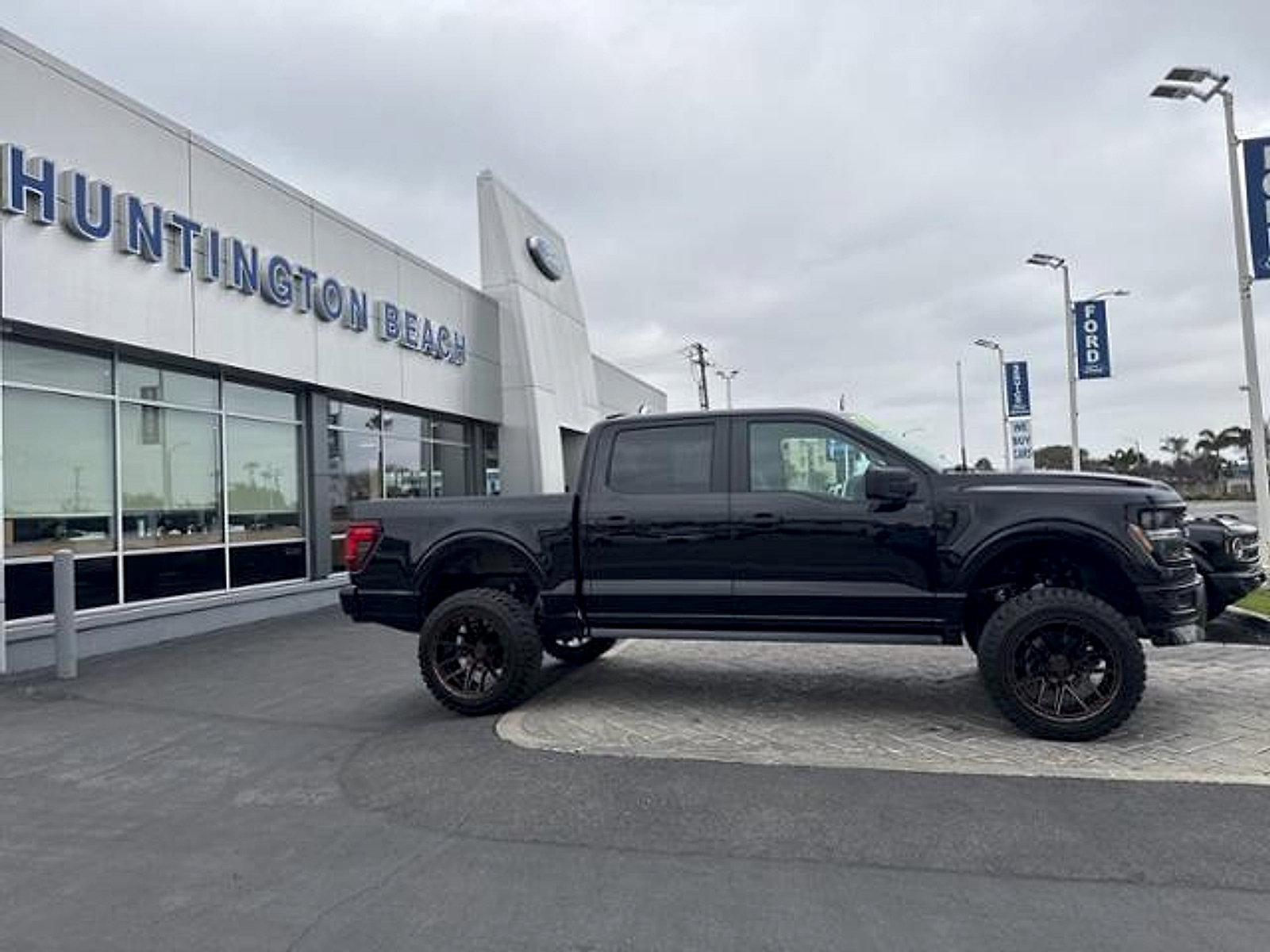 Used 2026 Ford F150 STX w/ F-150 LOBO Package AWD/4WD image 3