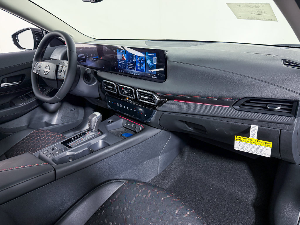 New 2027 Nissan Sentra SR FWD image 8