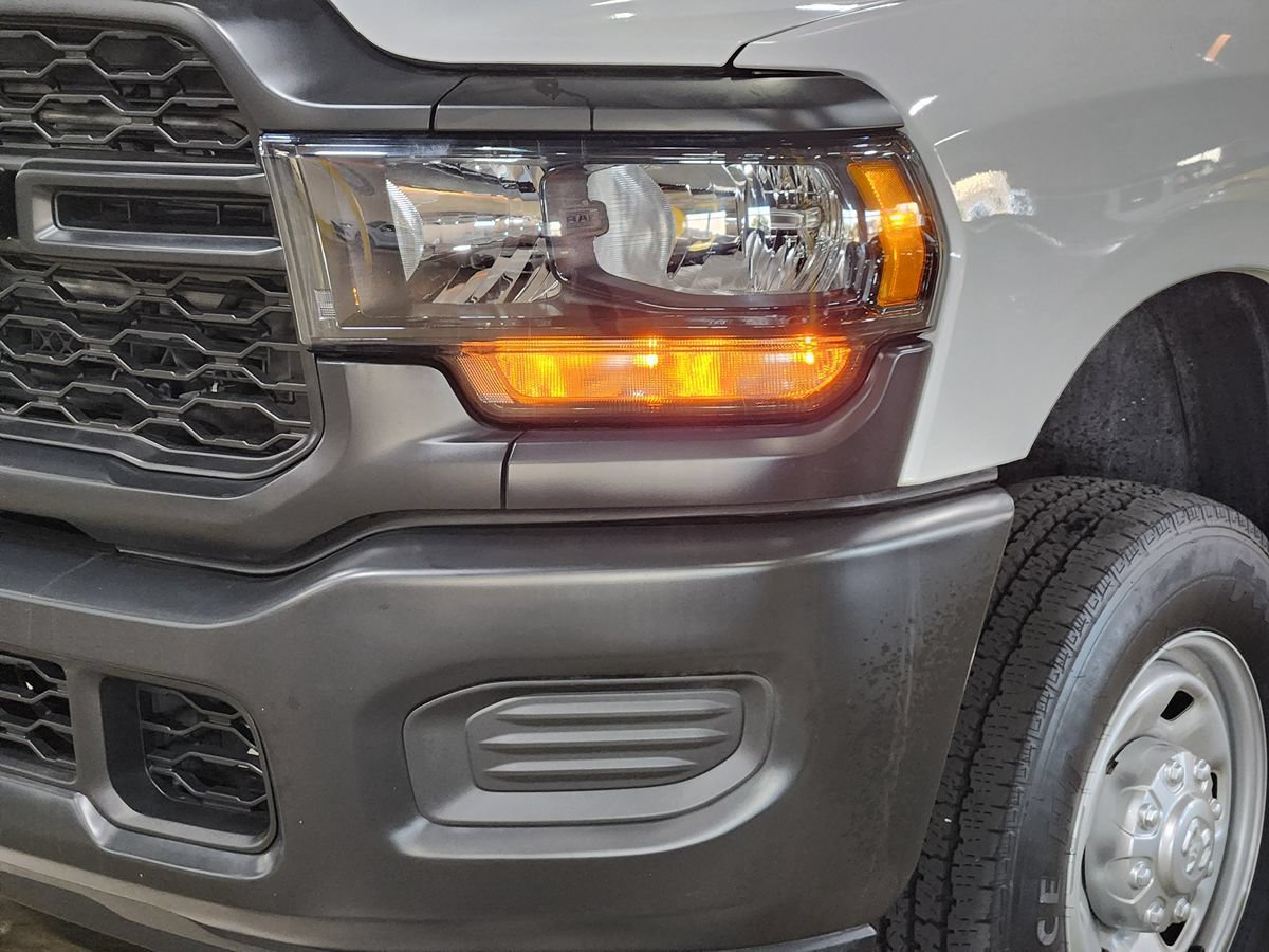 Used 2023 RAM 2500 Tradesman AWD/4WD image 14