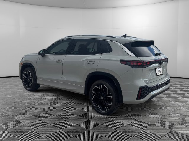 New 2026 Volkswagen Tiguan SEL R-Line AWD/4WD image 3