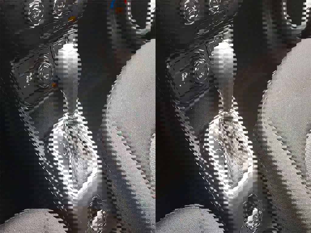 Used 2020 Jeep Renegade Sport w/ Sport Appearance Group image 14