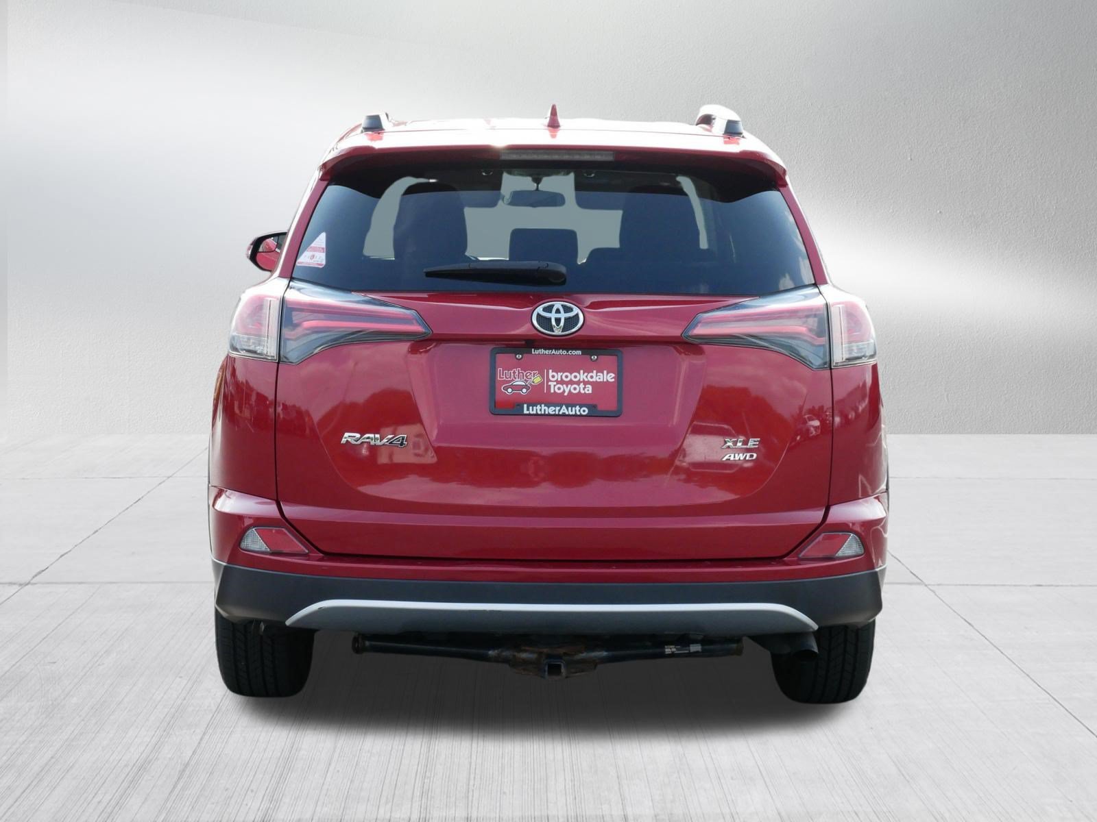 Used 2016 Toyota RAV4 XLE AWD/4WD image 6