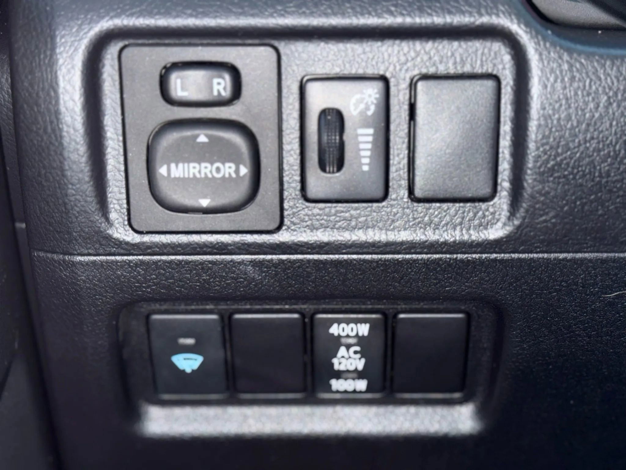 Used 2017 Toyota 4Runner SR5 Premium RWD image 29