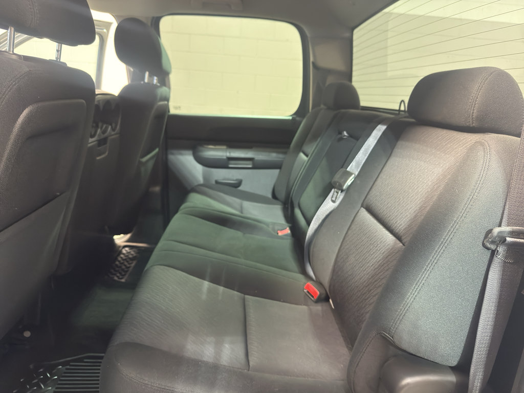 Used 2011 Chevrolet Silverado 1500 LT w/ All-Star Edition AWD/4WD image 28
