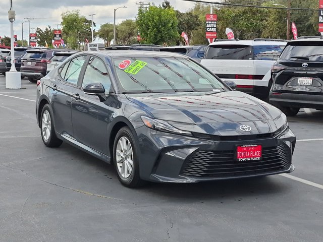 Used 2025 Toyota Camry LE FWD image 3