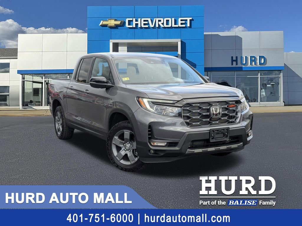 Used 2025 Honda Ridgeline TrailSport image 1