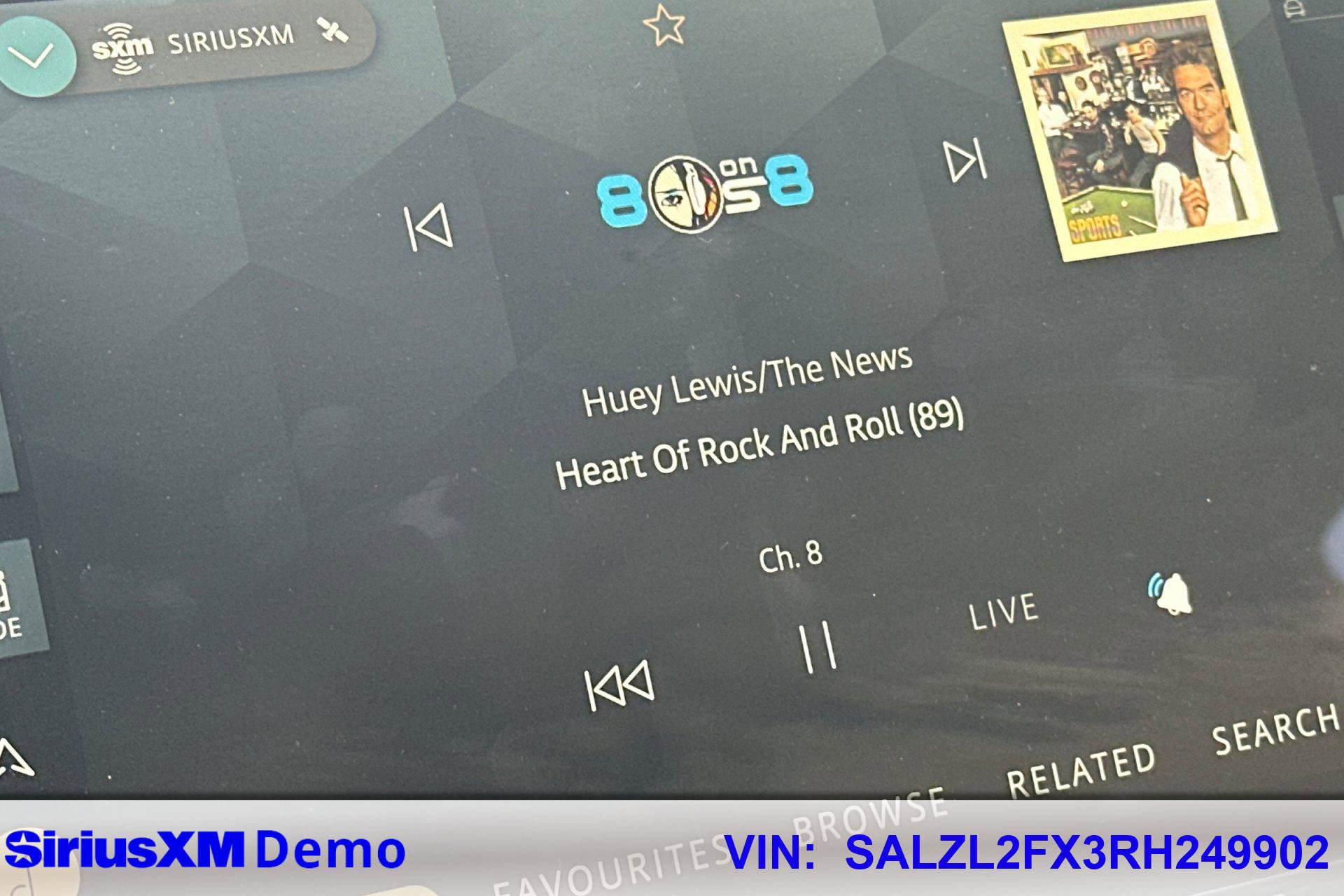 Used 2024 Land Rover Range Rover Evoque Dynamic SE image 41