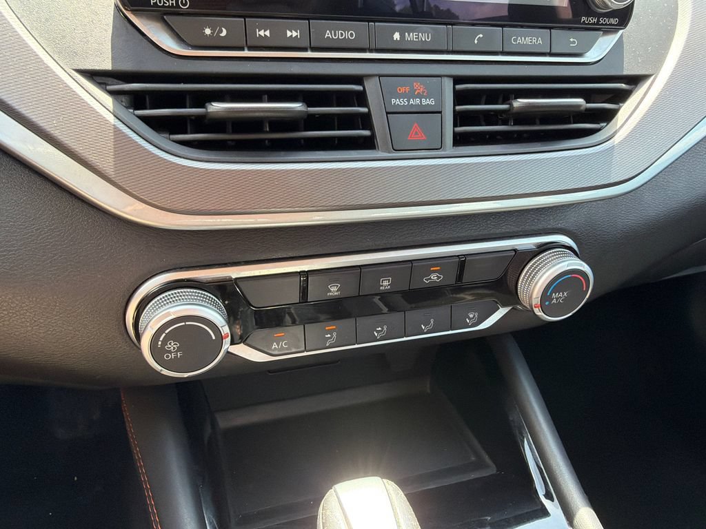 Used 2025 Nissan Altima 2.5 SR FWD image 30