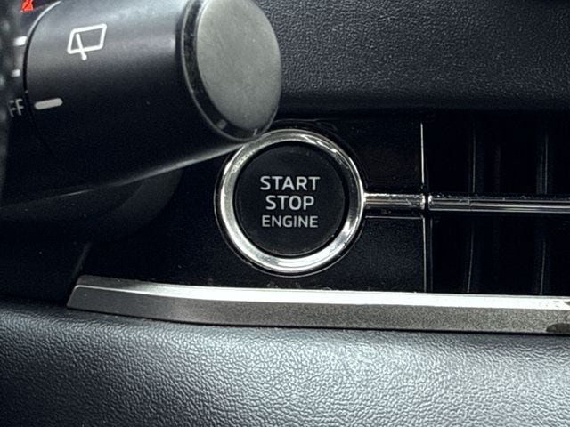 Used 2023 Mitsubishi Outlander SE Black Edition AWD/4WD image 23