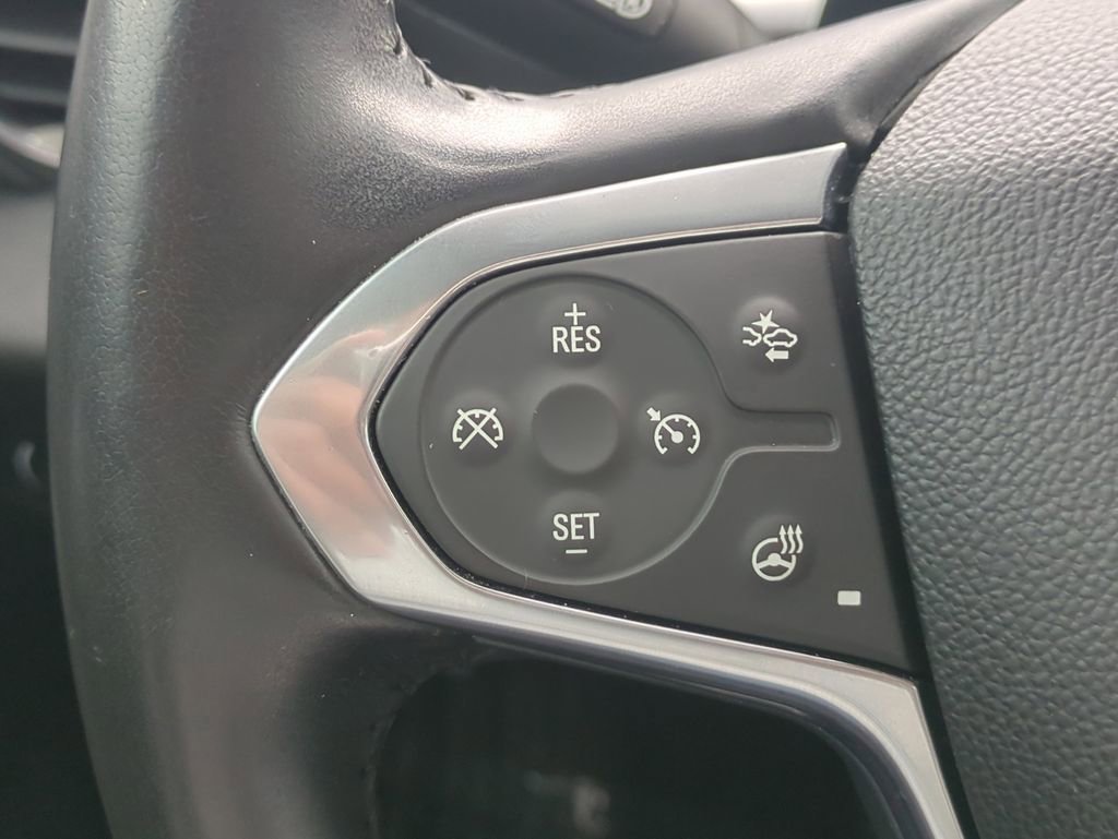 Used 2020 Chevrolet Traverse RS image 28