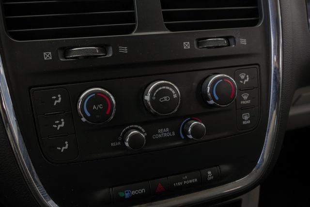 Used 2017 Dodge Grand Caravan SE w/ Power Window Group FWD image 43