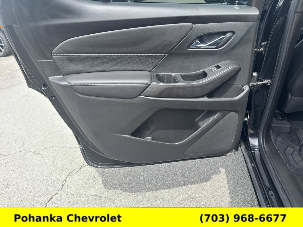 Certified 2023 Chevrolet Traverse Premier w/ Redline Edition AWD/4WD image 27