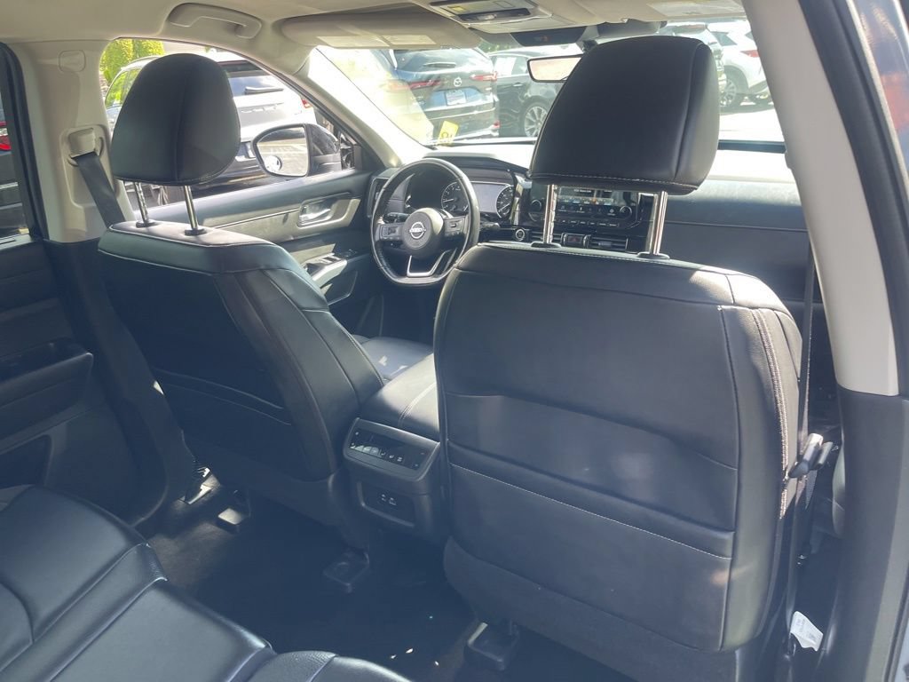 Certified 2024 Nissan Pathfinder SL AWD/4WD image 21