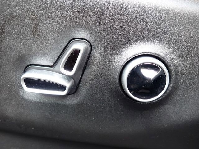 Used 2023 Chrysler Pacifica Pinnacle image 21