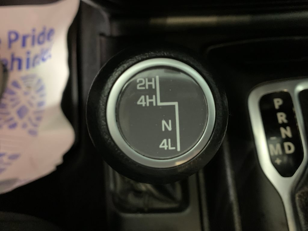 Used 2021 Jeep Wrangler Sport AWD/4WD image 28
