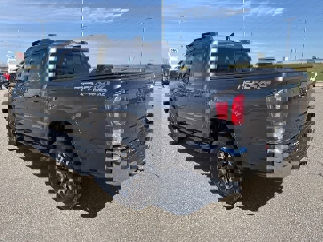 Certified 2021 Toyota Tacoma TRD Off-Road image 9