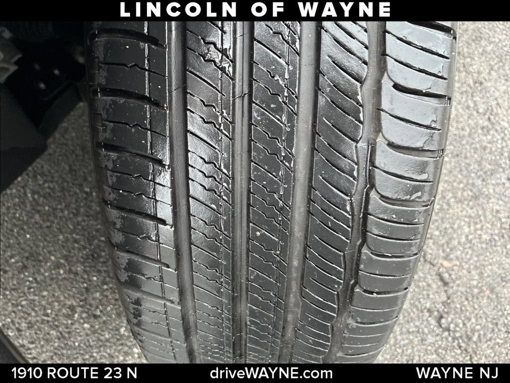 Certified 2024 Lincoln Corsair AWD w/ Equipment Group 101A image 27