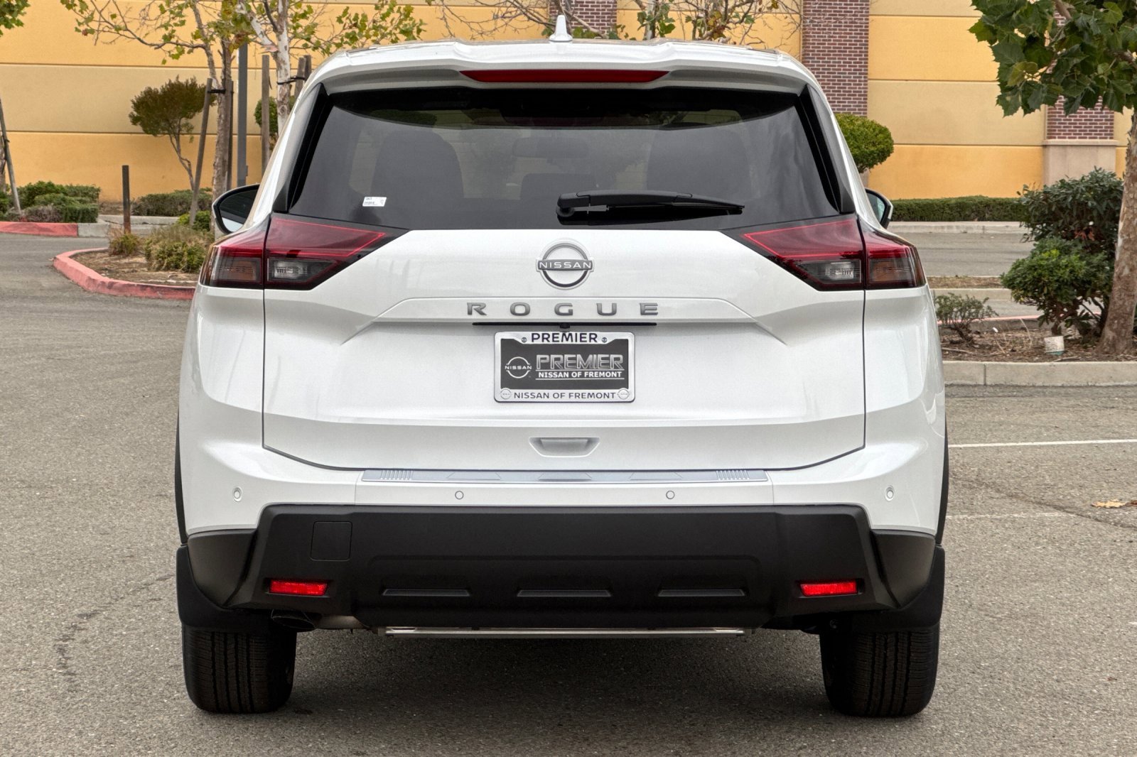 New 2026 Nissan Rogue SV image 5