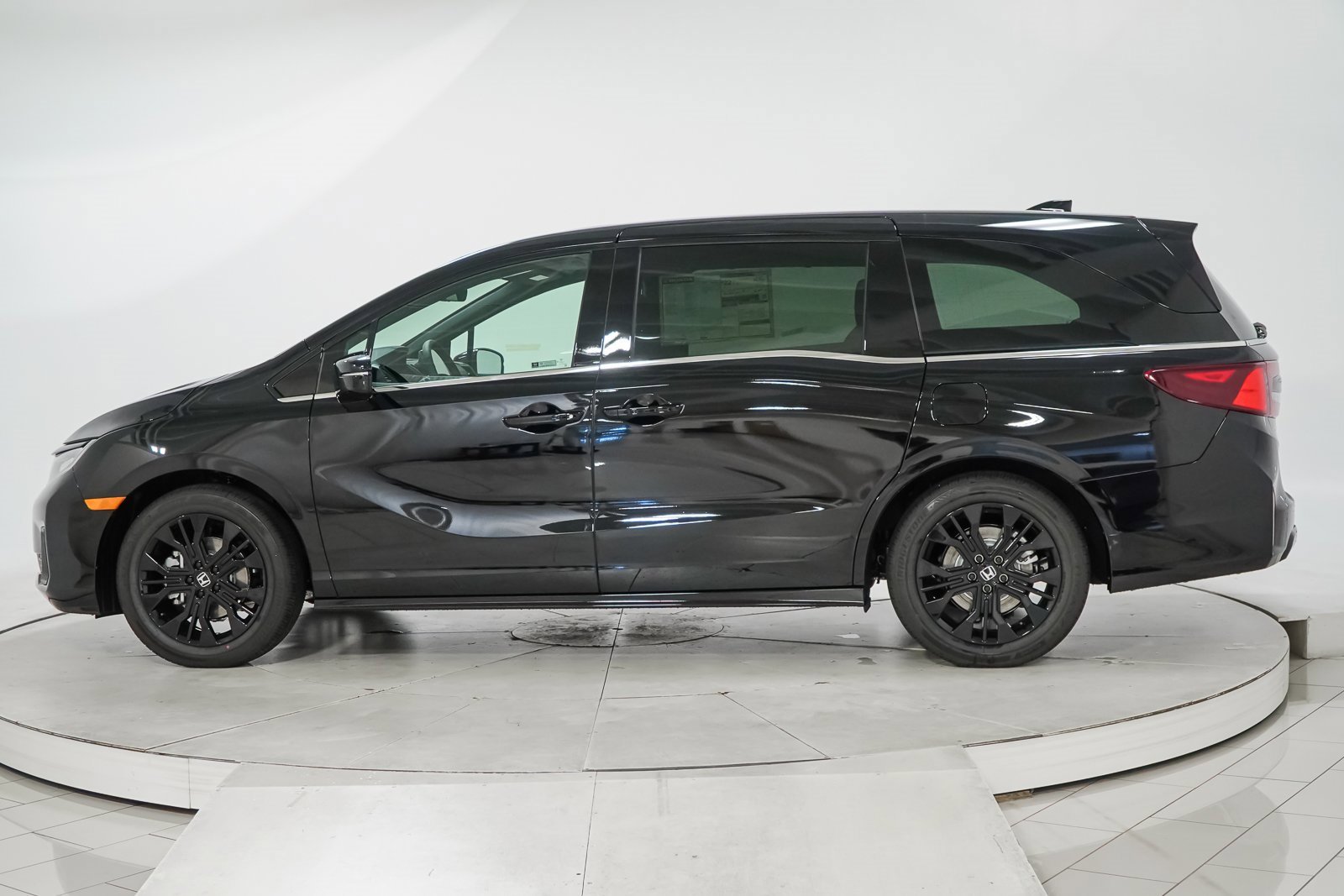 New 2026 Honda Odyssey Sport-L image 4