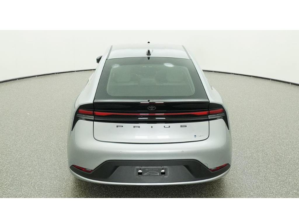 New 2026 Toyota Prius LE FWD image 7