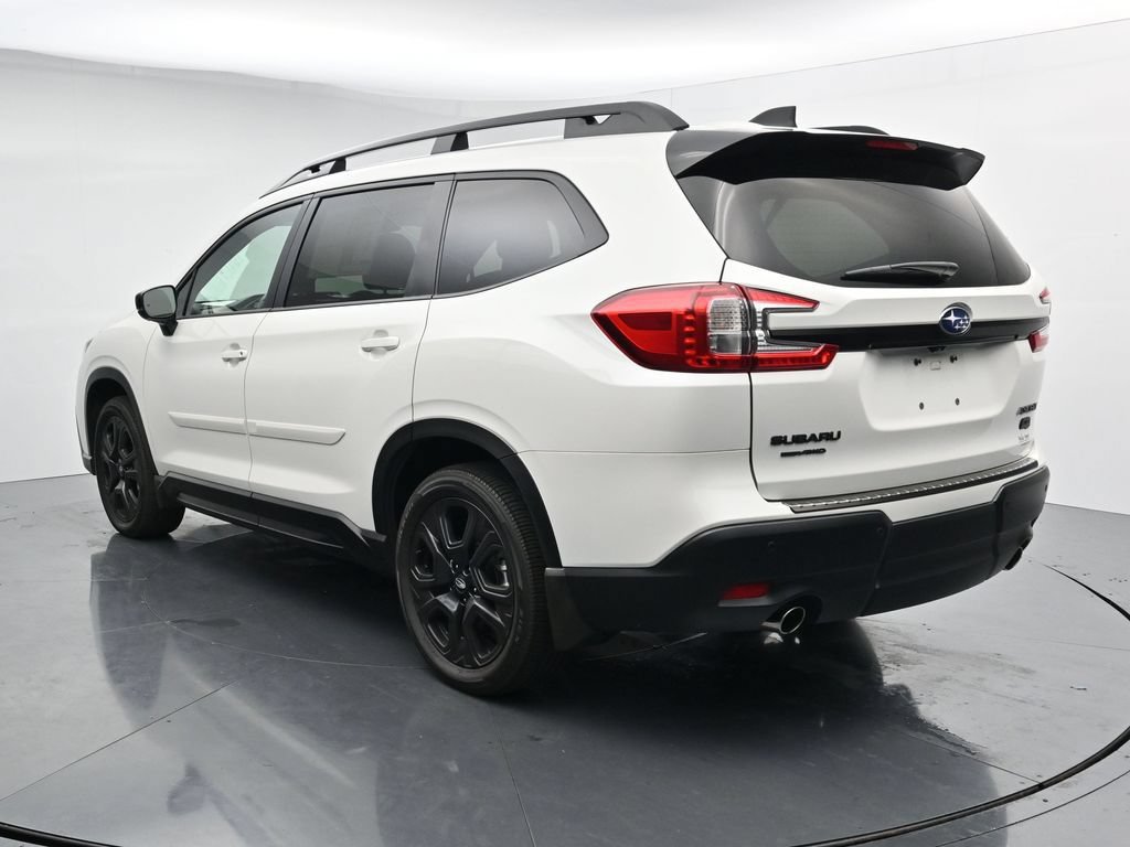 Used 2025 Subaru Ascent Bronze Edition w/ Onyx Package AWD/4WD image 3