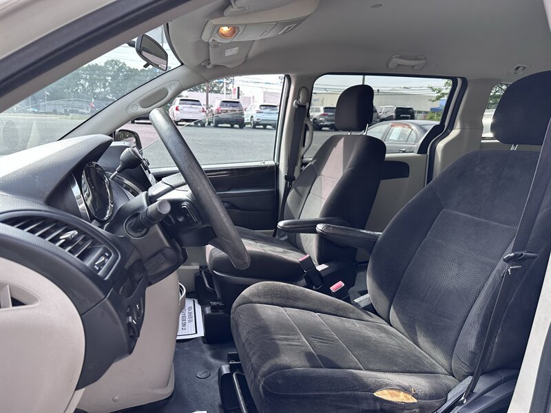 Used 2012 RAM C/V w/ PWR Window Group FWD image 10
