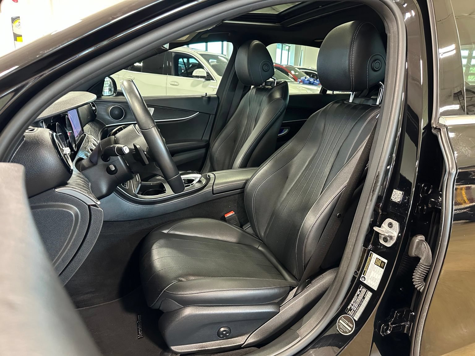 Used 2020 Mercedes-Benz E 350 Sedan image 12