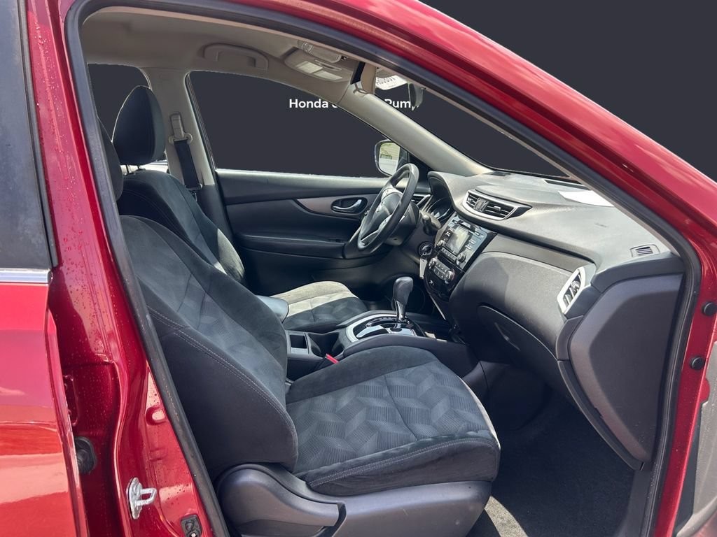 Used 2016 Nissan Rogue S AWD/4WD image 15
