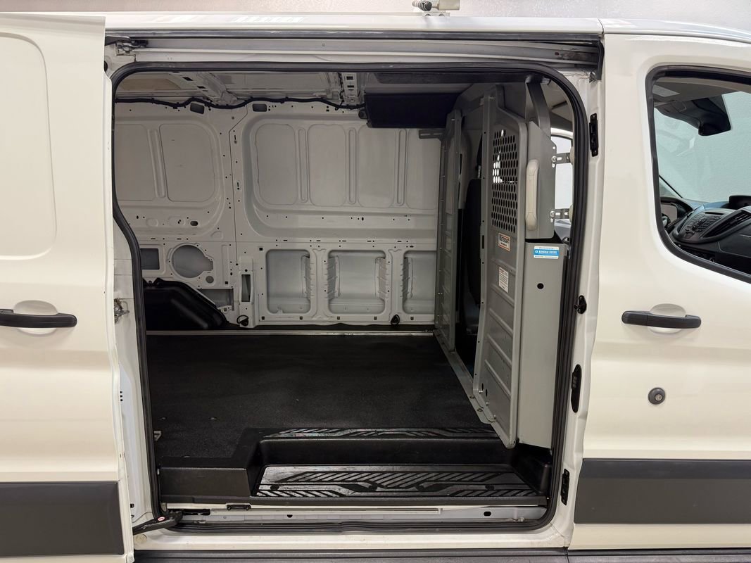 Used 2016 Ford Transit 250 130 Low Roof image 39