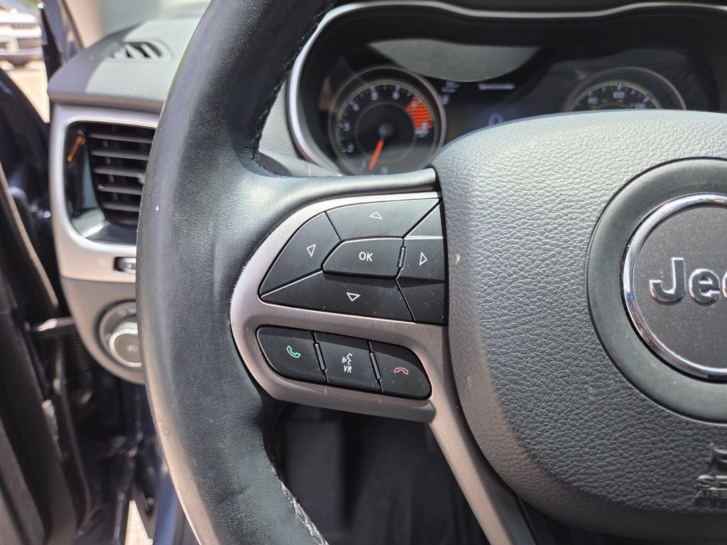 Used 2021 Jeep Cherokee Limited w/ Elite Package AWD/4WD image 34