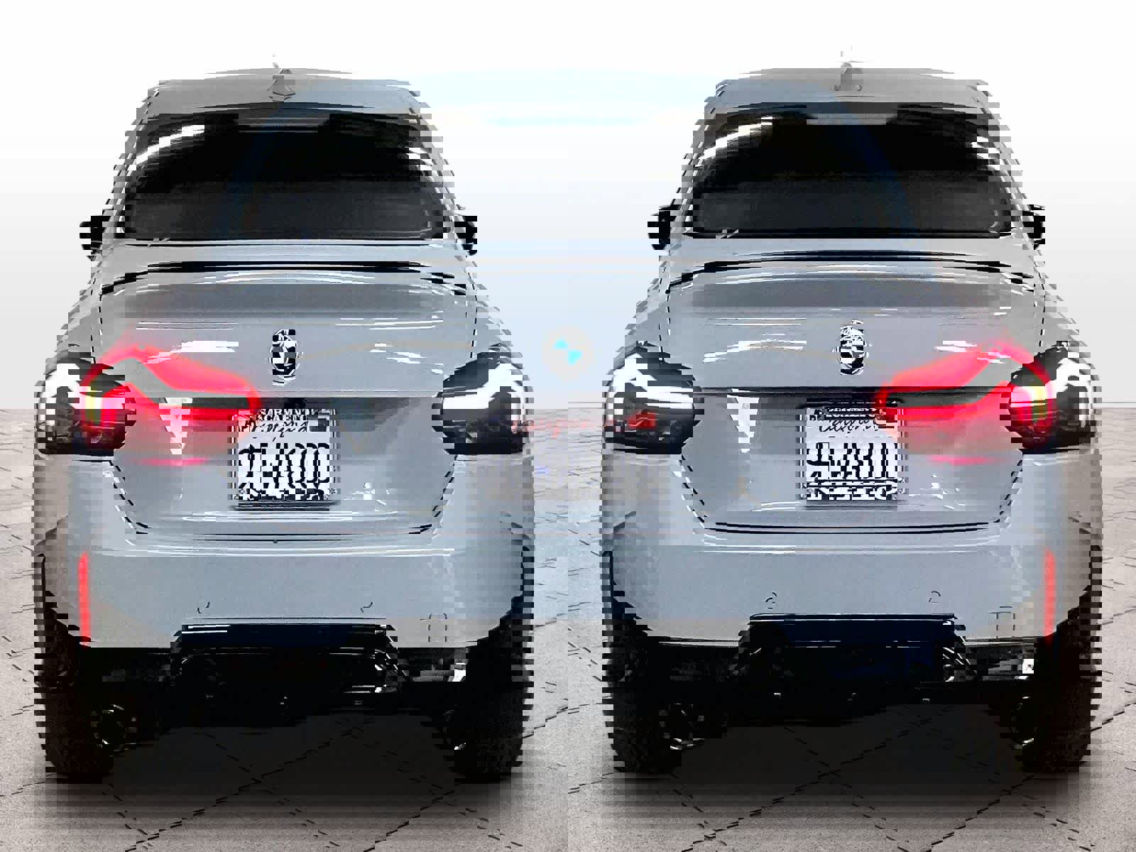 Used 2023 BMW 230i Coupe w/ M Sport Package image 7