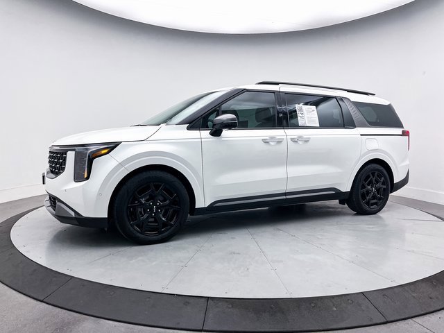 Used 2025 Kia Carnival SX Prestige image 17