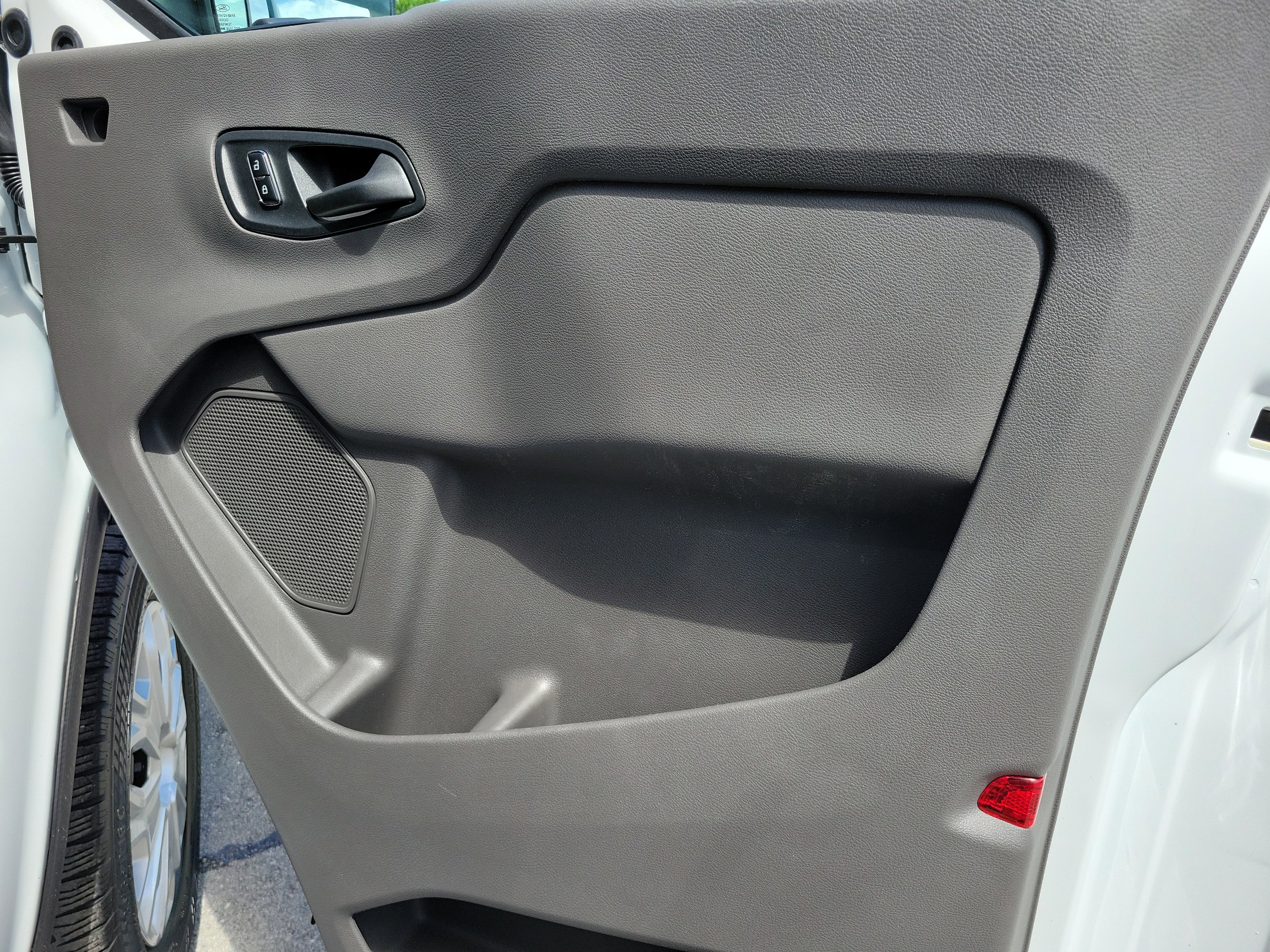 Used 2025 Ford Transit 250 Low Roof w/ Exterior Upgrade Package RWD image 27