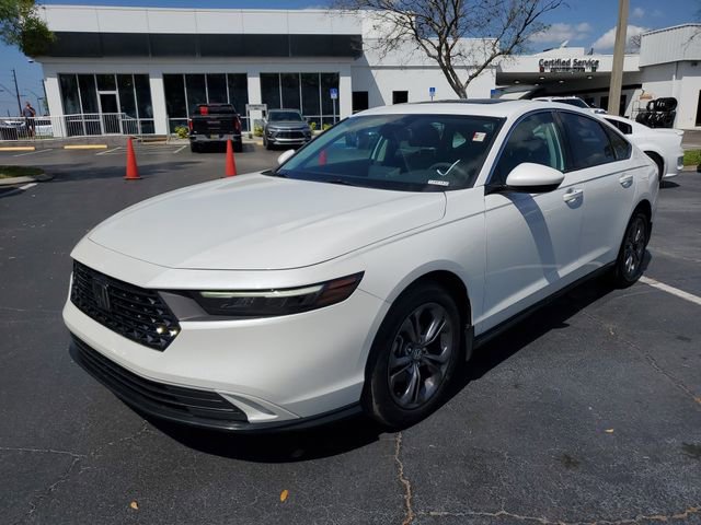 Used 2023 Honda Accord EX image 2