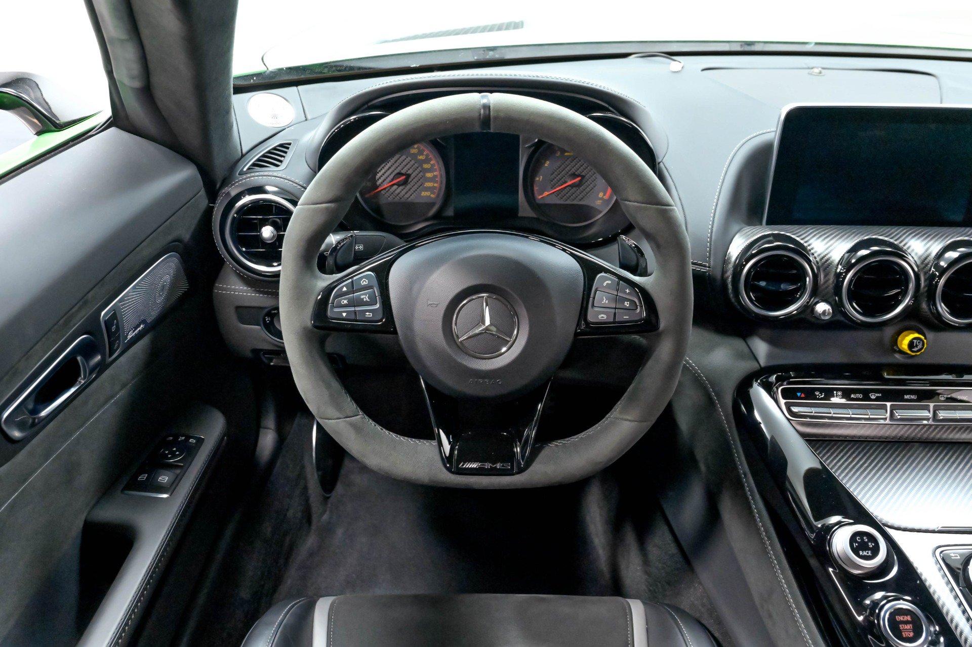 Used 2018 Mercedes-Benz AMG GT R image 60