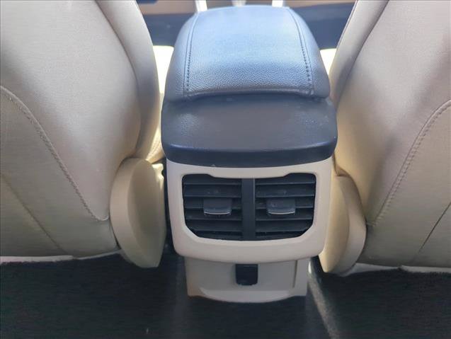 Used 2015 Ford Fusion SE FWD image 20