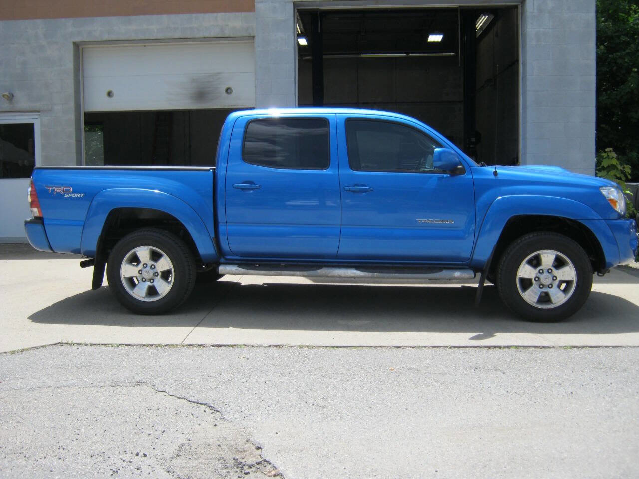 Used 2010 Toyota Tacoma 4x4 Double Cab image 5