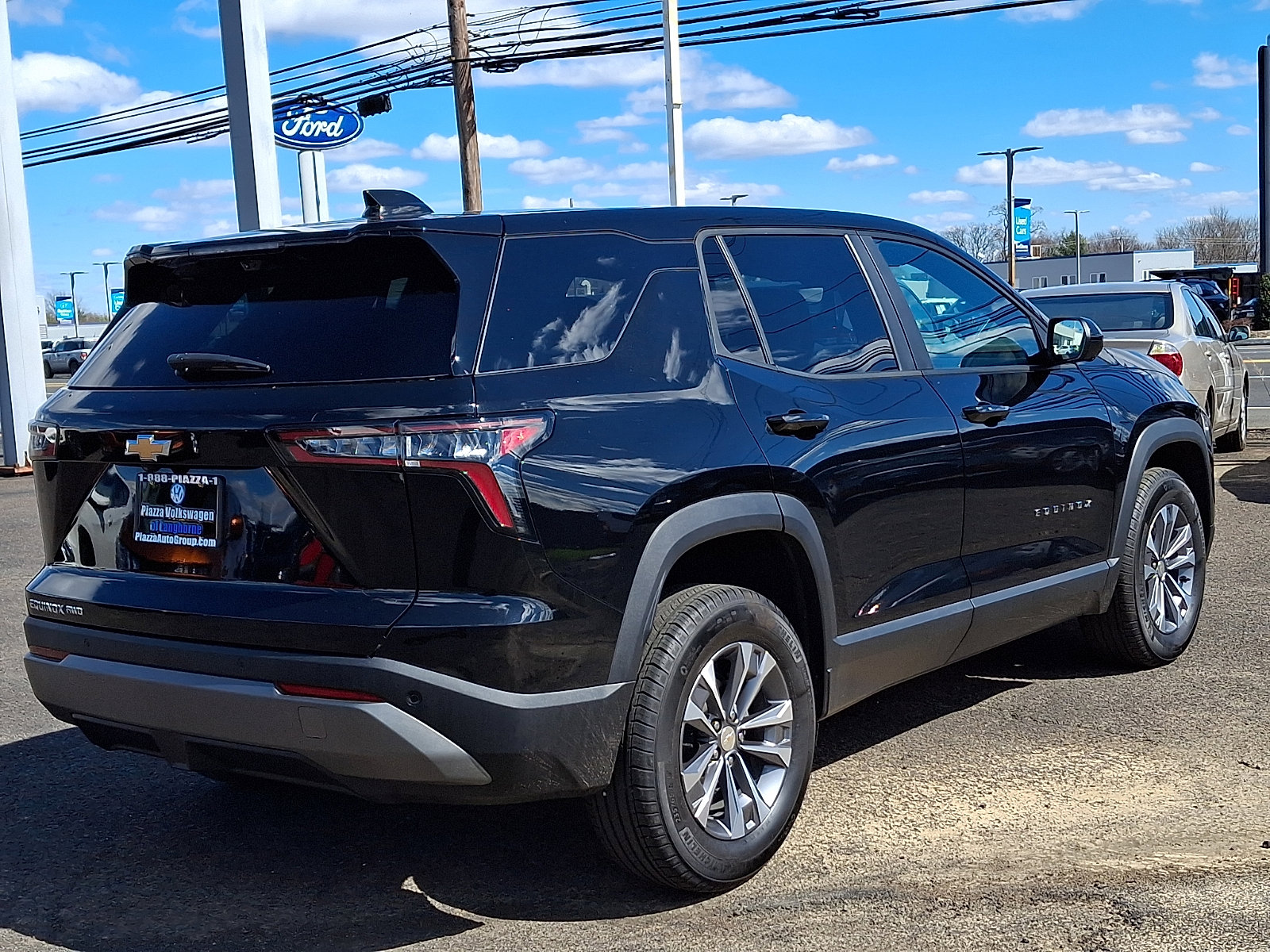 Used 2025 Chevrolet Equinox LT w/ Safety and Technology Package image 7
