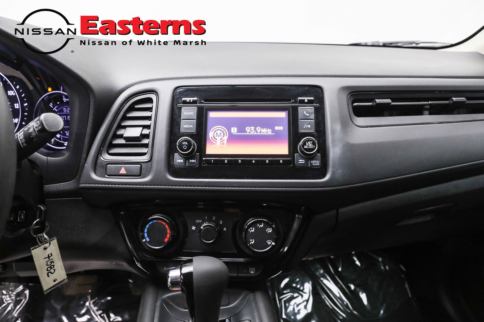Used 2021 Honda HR-V LX image 11