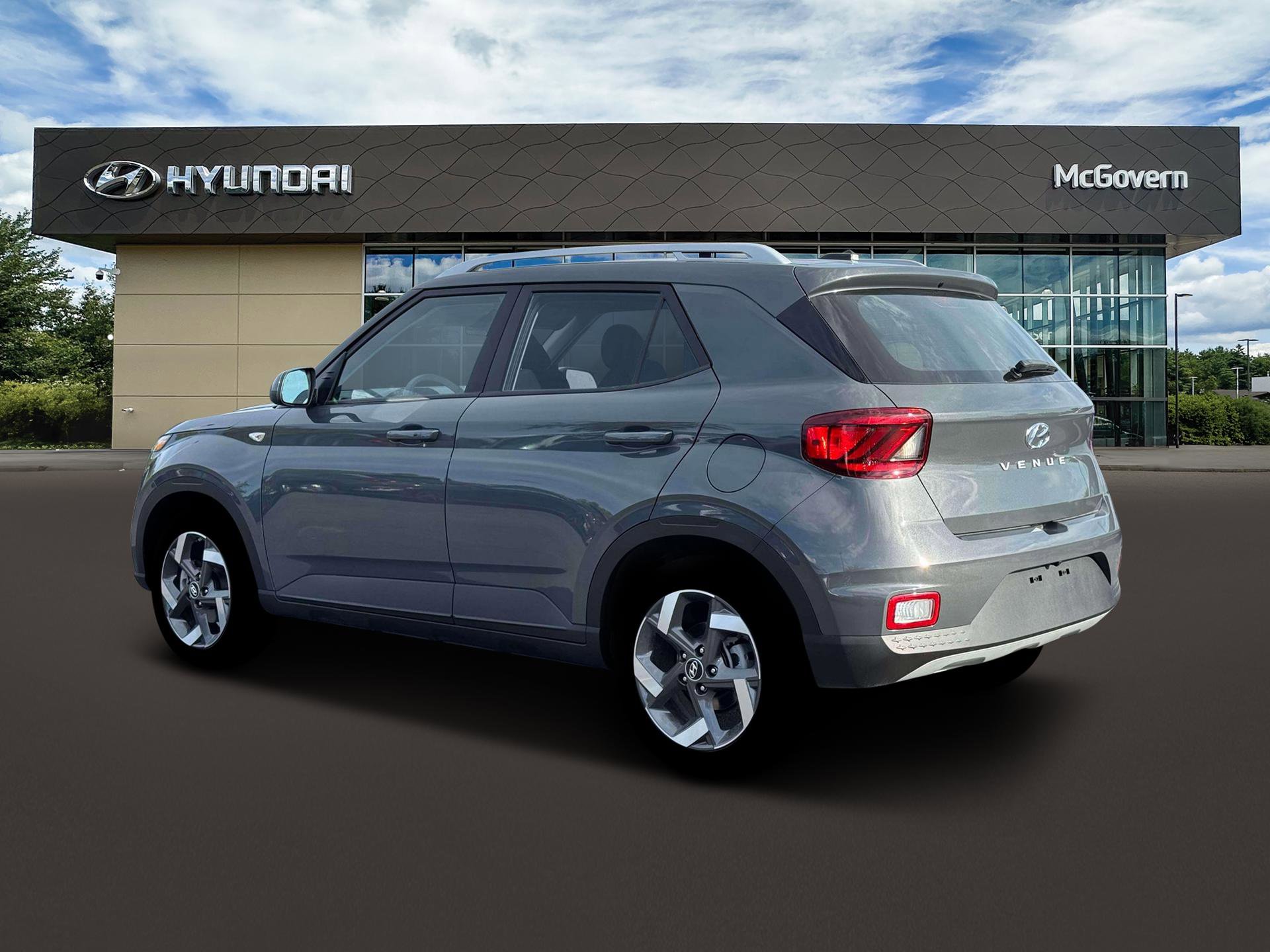 New 2026 Hyundai Venue SEL FWD image 4