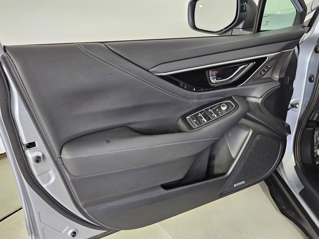 Certified 2025 Subaru Outback Limited w/ Popular Package #2 image 11