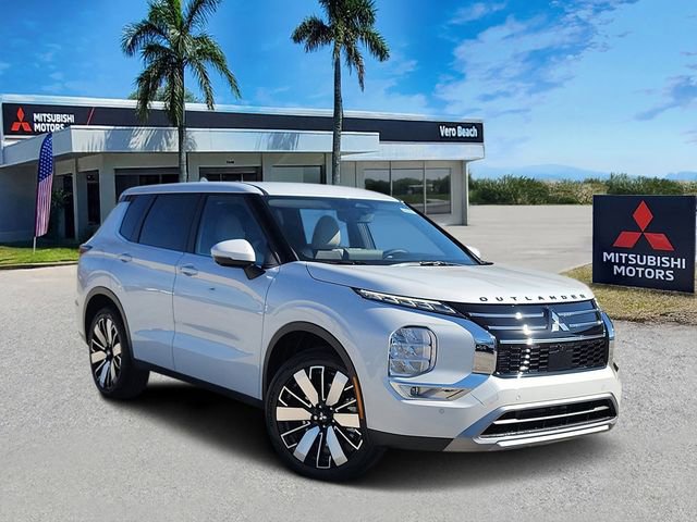 New 2026 Mitsubishi Outlander SE