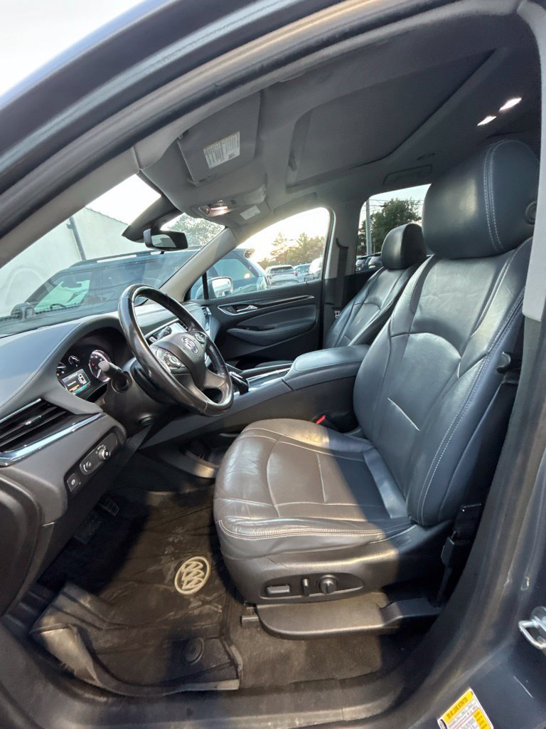 Used 2018 Buick Enclave Premium w/ Experience Buick Package AWD/4WD image 11